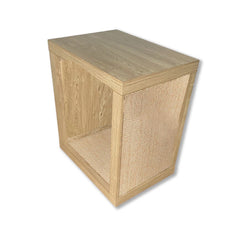 2-in-1 Cat Scratcher End Table – Modern Wood Side Table with Customizable Sisal Scratching Pad – Versatile Furniture for Cats and Home Decor